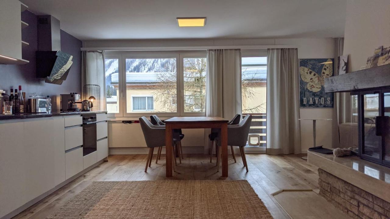 Ferienwohnung Parsennblick Mit Dachterrasse Davos Exterior photo