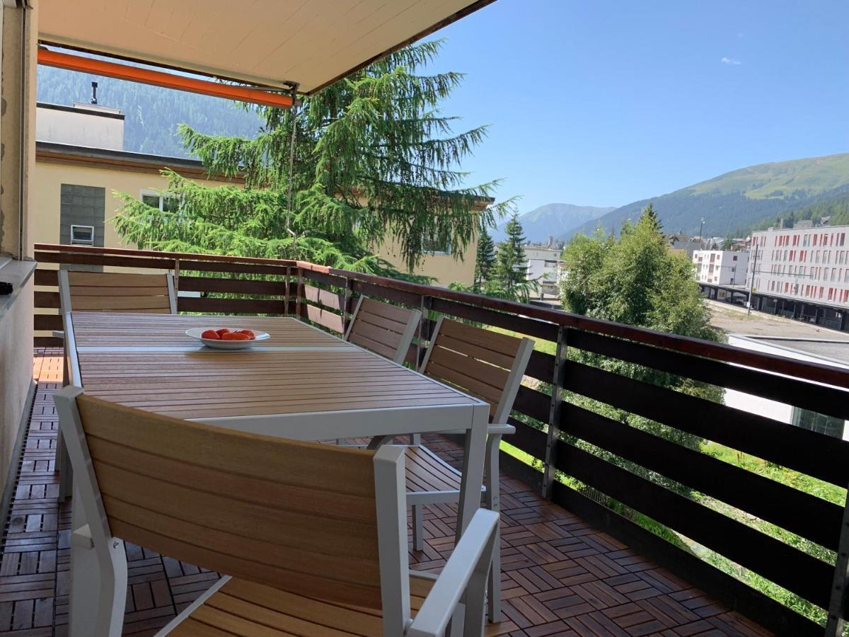 Ferienwohnung Parsennblick Mit Dachterrasse Davos Exterior photo